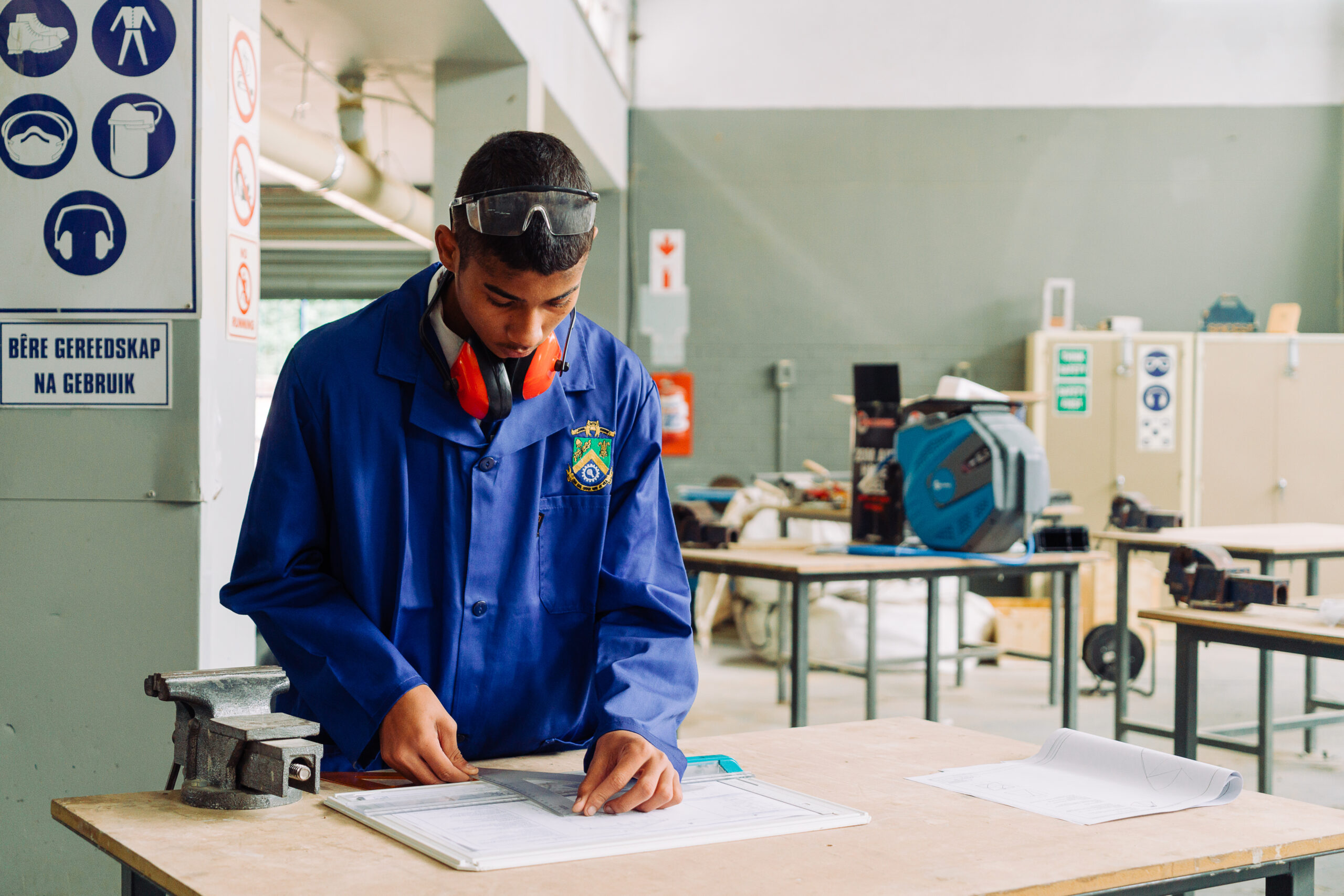 Grade 10: Graphics as means of communication course image